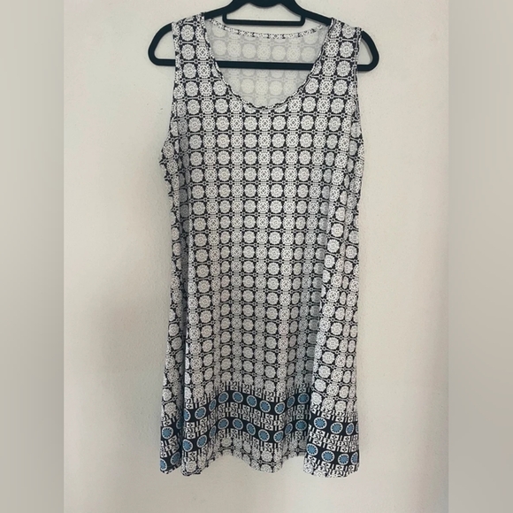 Dresses & Skirts - Sleeveless Black & White Geometric Midi Dress with Blue Border
